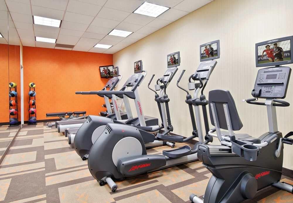 Courtyard By Marriott Downtown