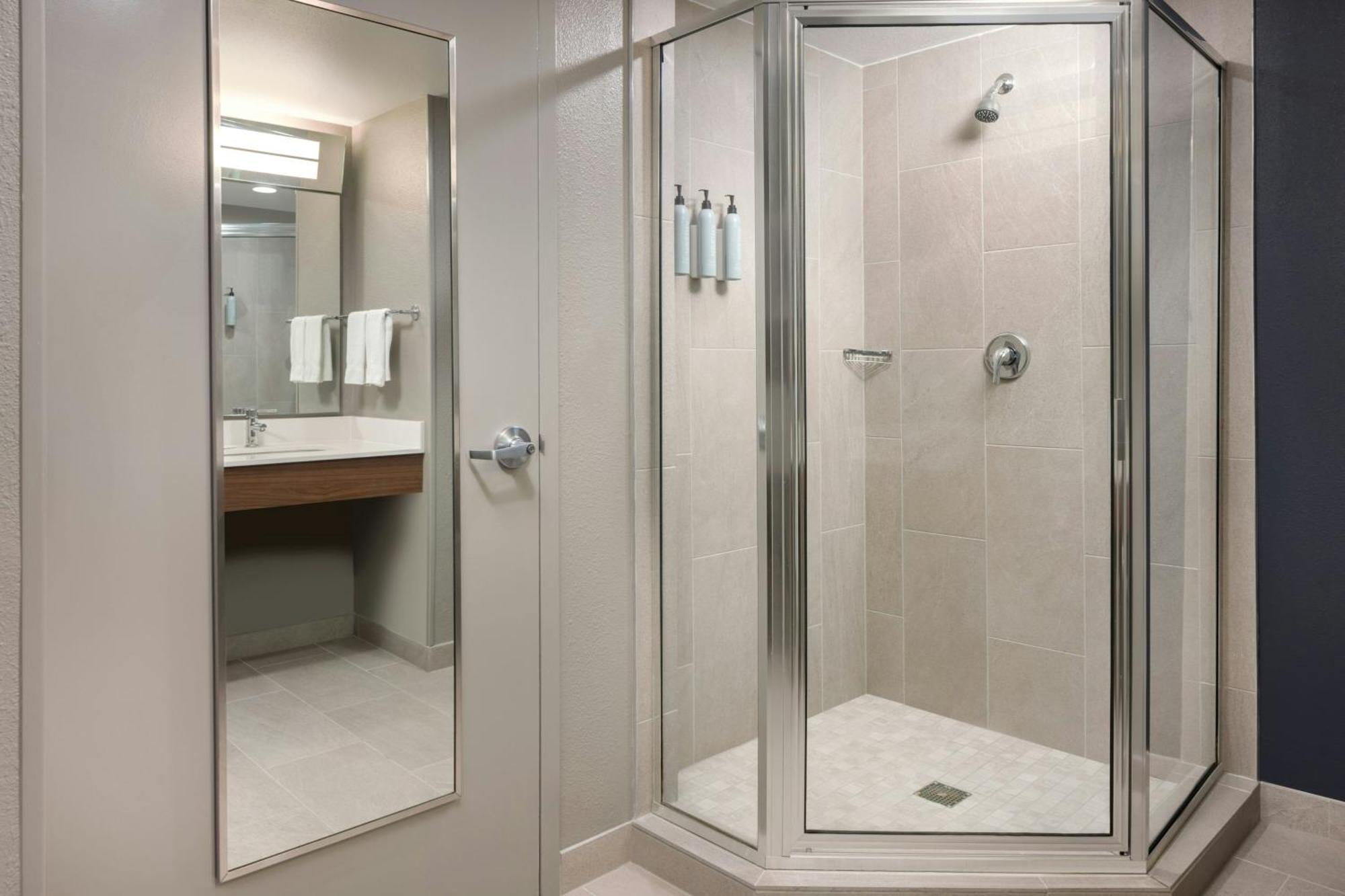 Hotel Courtyard By Marriott Downtown Little Rock