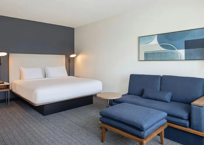 Courtyard By Marriott Little Rock Downtown