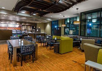 Courtyard By Marriott Downtown Little Rock