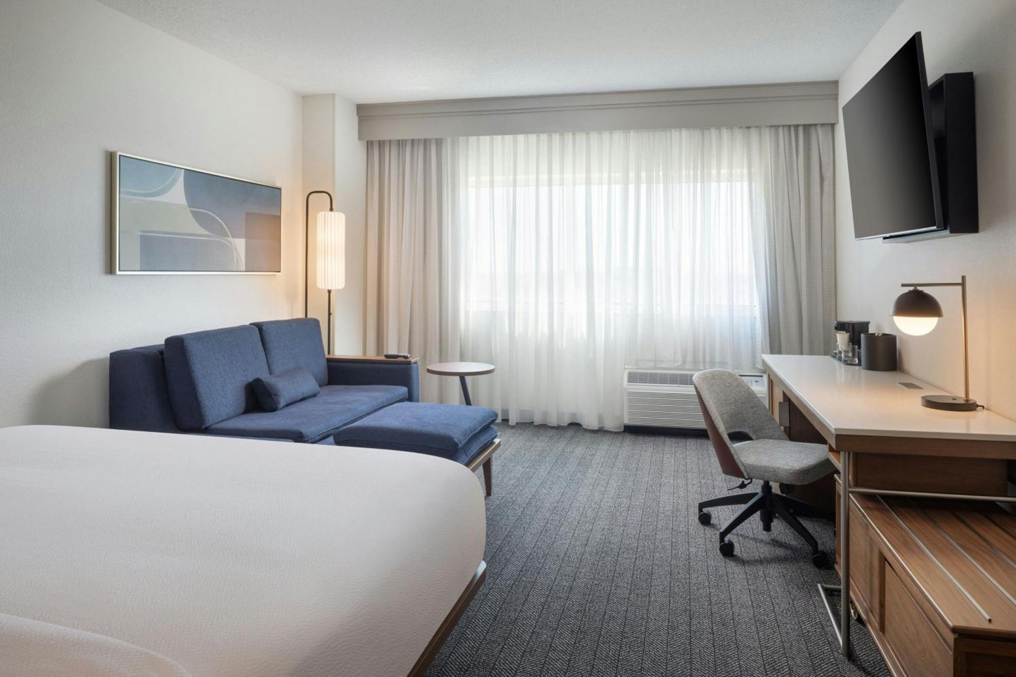 Hotel Courtyard By Marriott Downtown